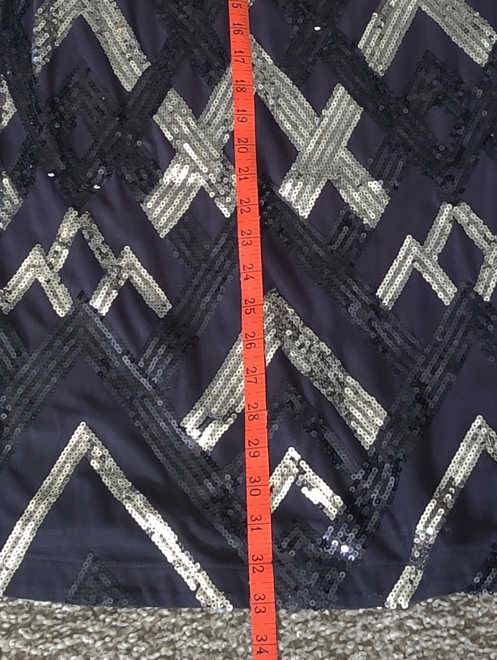 💛 Limited Time Sale💛Vince Camuto Navy and Silver Sequin Dress - Picture 2 of 5